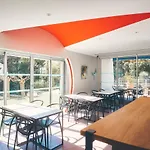 Le Quetzal מלון